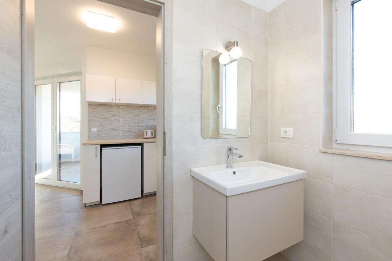 Apartments Brig Perfect Countryside Holiday! Krk Town Esterno foto